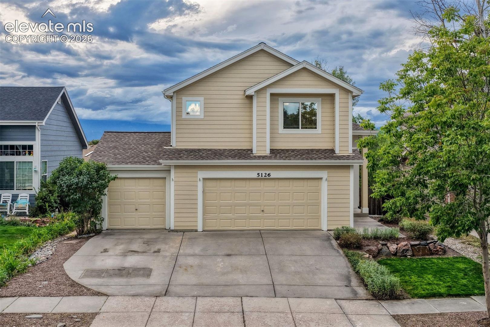 Listing photo 44 for 5126 Stone Fence Drive
