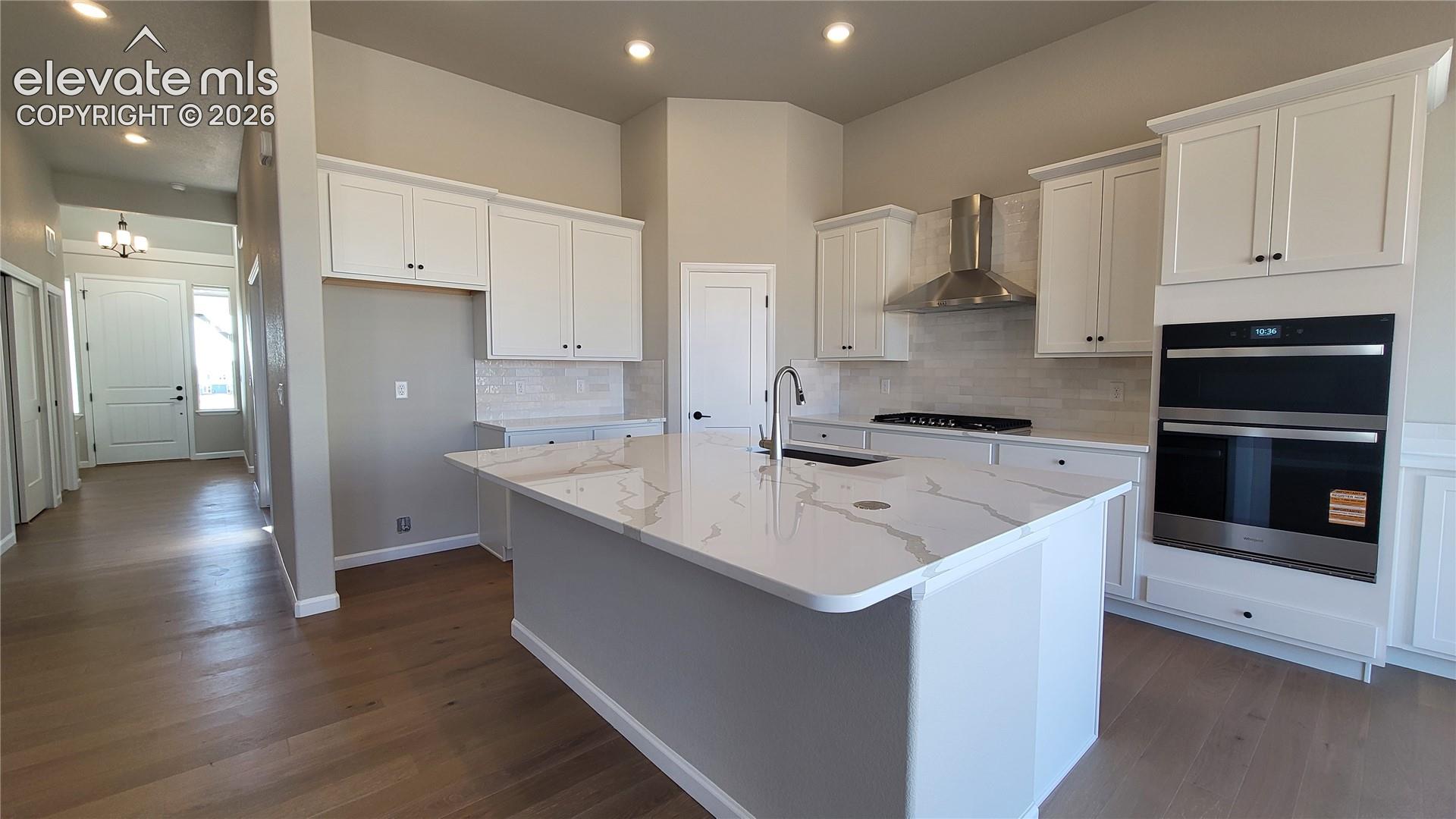 Listing photo 13 for 6658 Miro Lane
