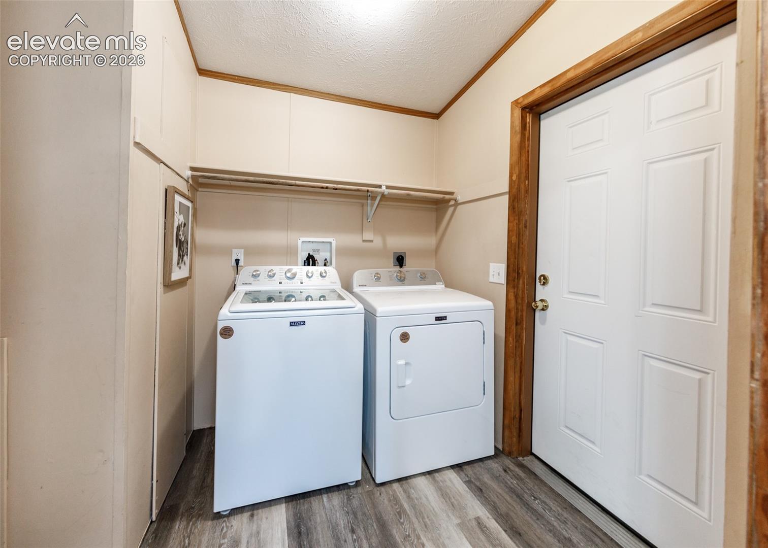 Listing photo 33 for 405 3rd Street