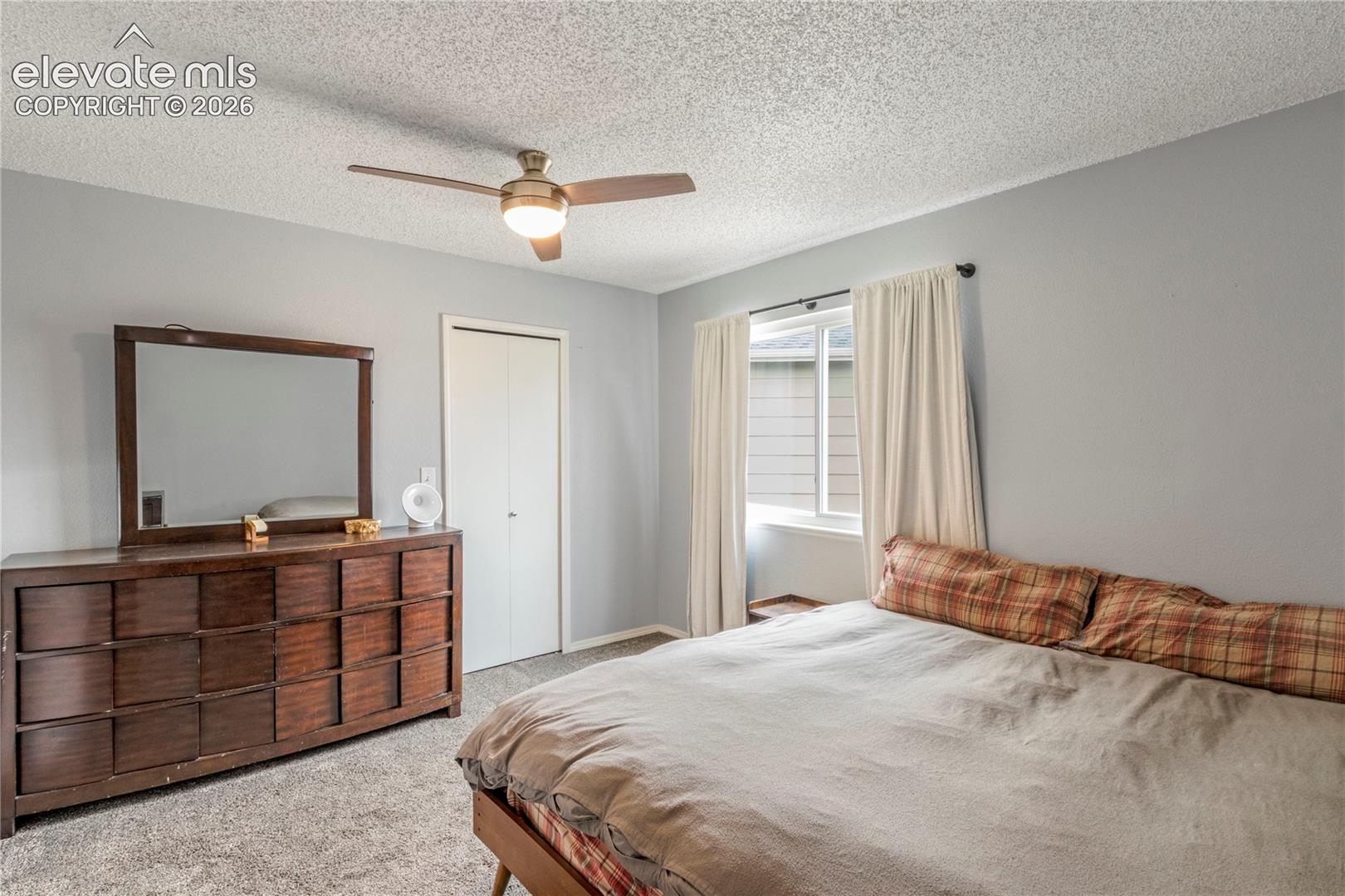 Listing photo 14 for 4660 Badlands Court