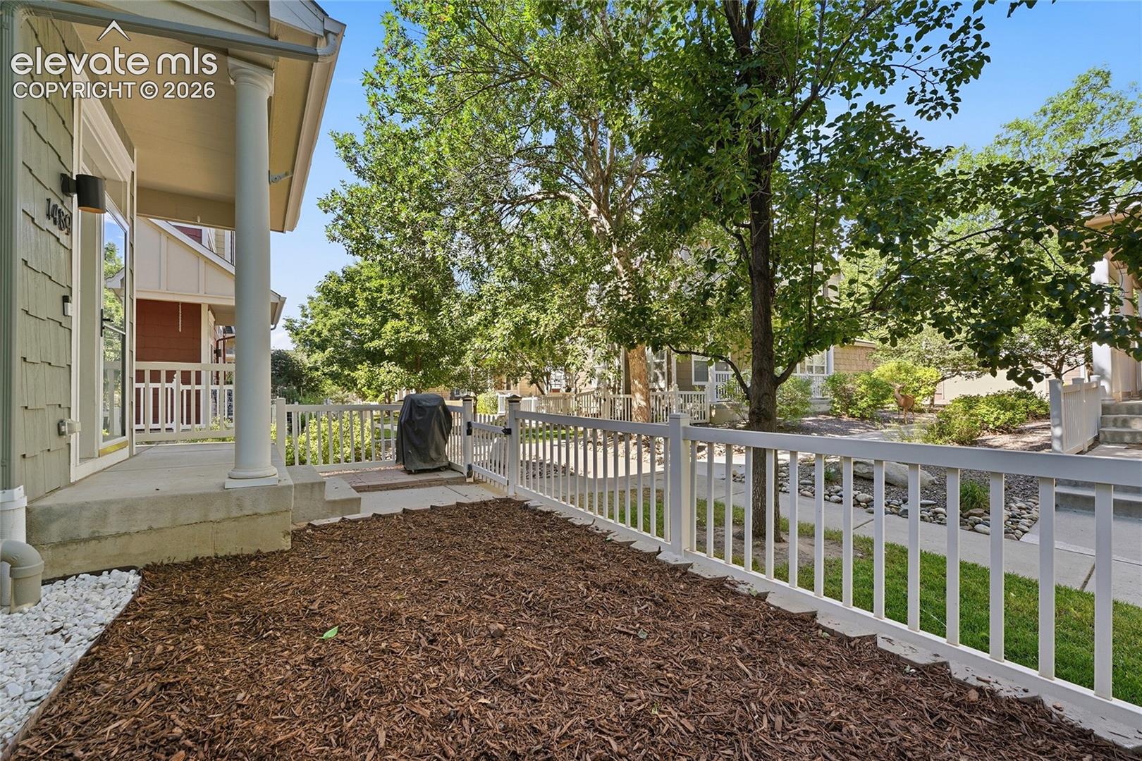 Listing photo 22 for 1489 Red Peak Drive