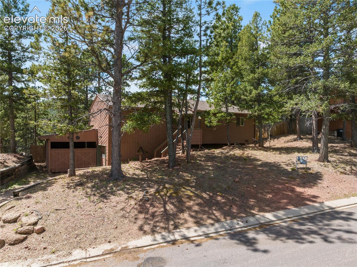 Listing photo 9 for 1257 W Midland Avenue