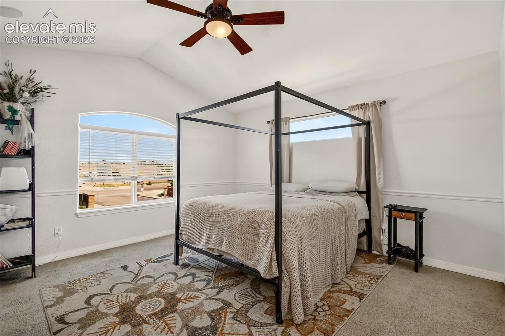 Listing photo 11 for 7358 Maybeck View