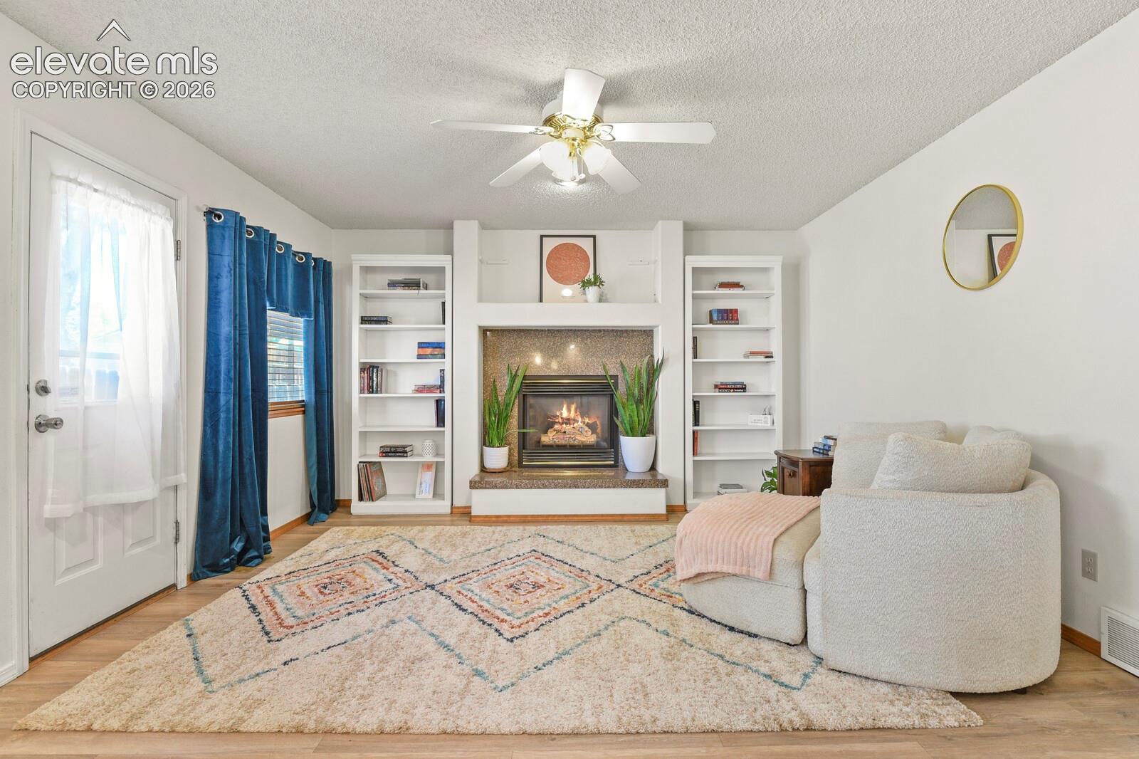 Listing photo 10 for 4912 Chariot Drive