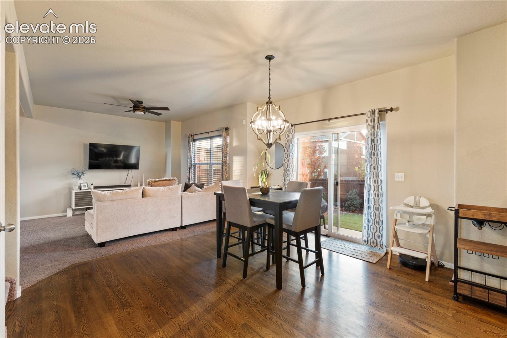 Listing photo 7 for 7886 Wagonwood Place