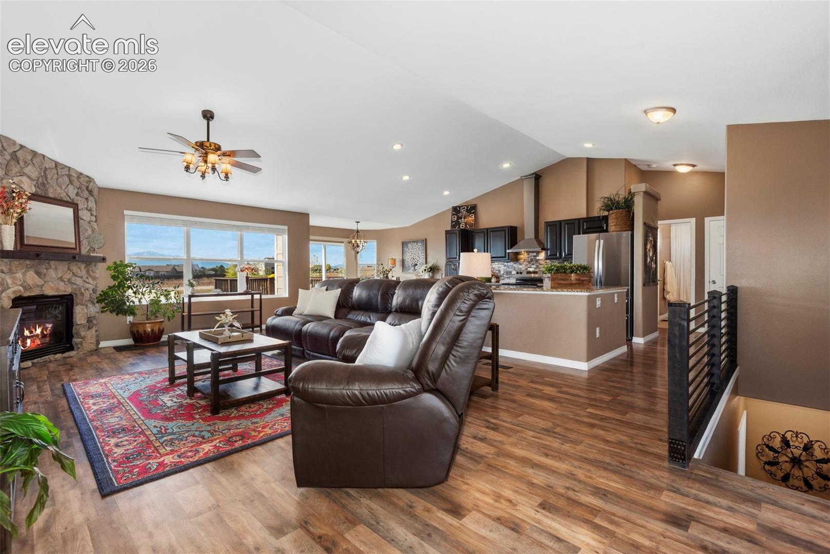 Listing photo 5 for 11803 Shadow Creek Court