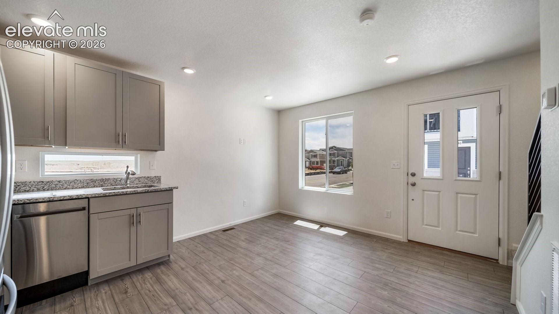 Listing photo 11 for 9587 Clarkville Trail