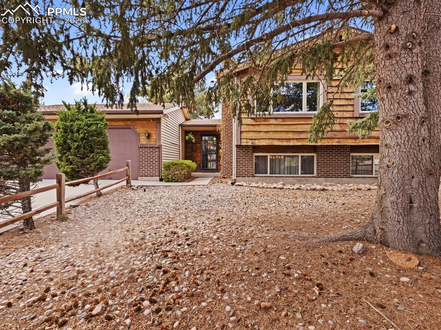 1110 Branding Iron Drive