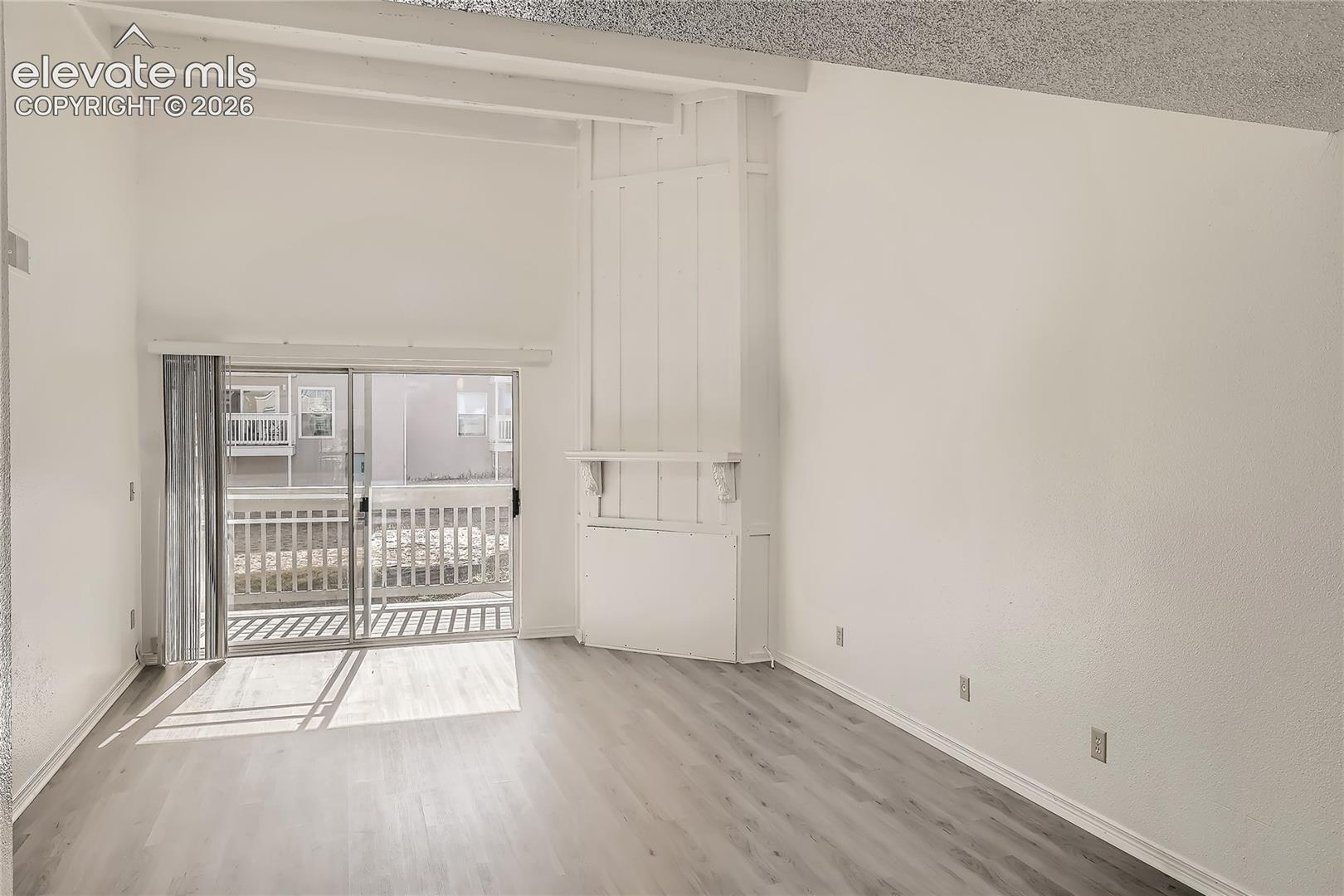 Listing photo 4 for 3455 Rebecca Lane D