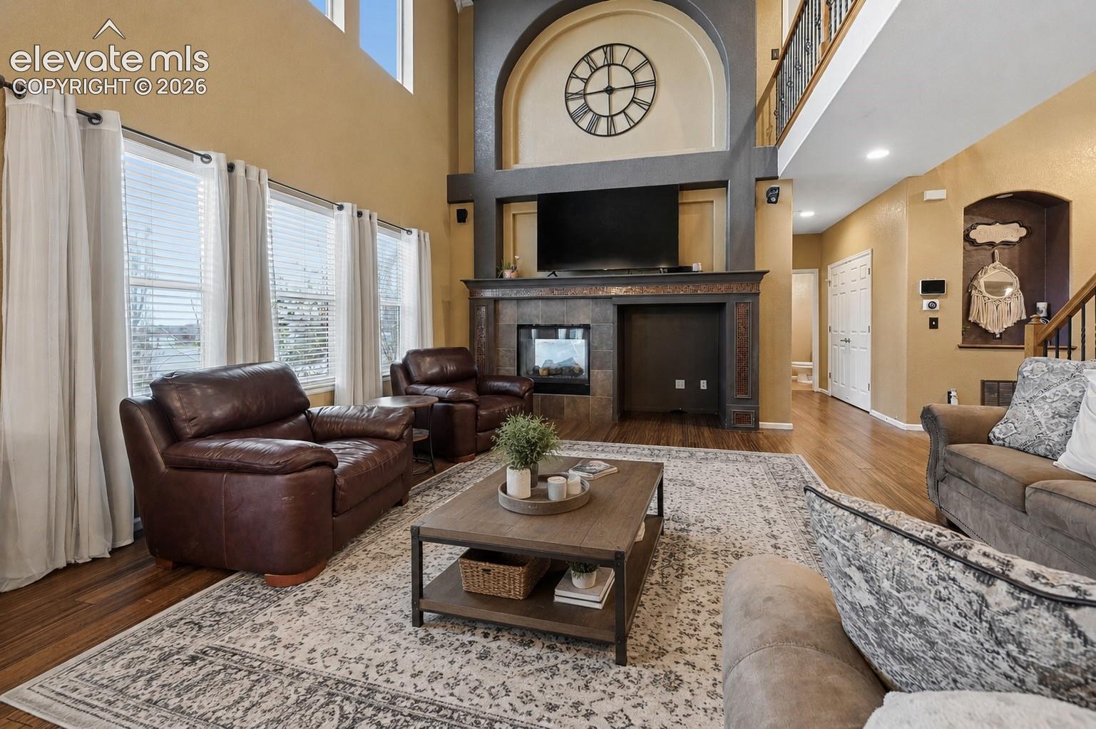 Listing photo 6 for 10813 White Sands Court