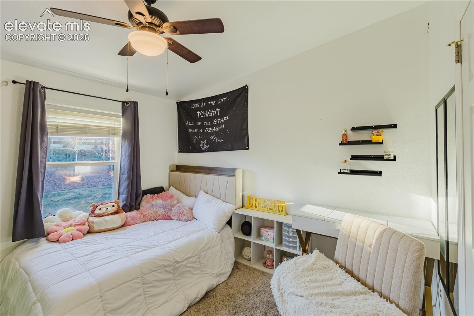 Listing photo 16 for 4096 Gray Fox Heights