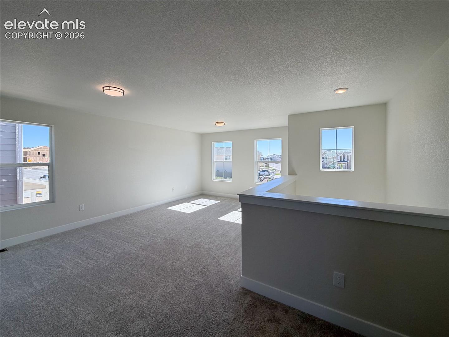 Listing photo 13 for 8206 Lemon Grass Road
