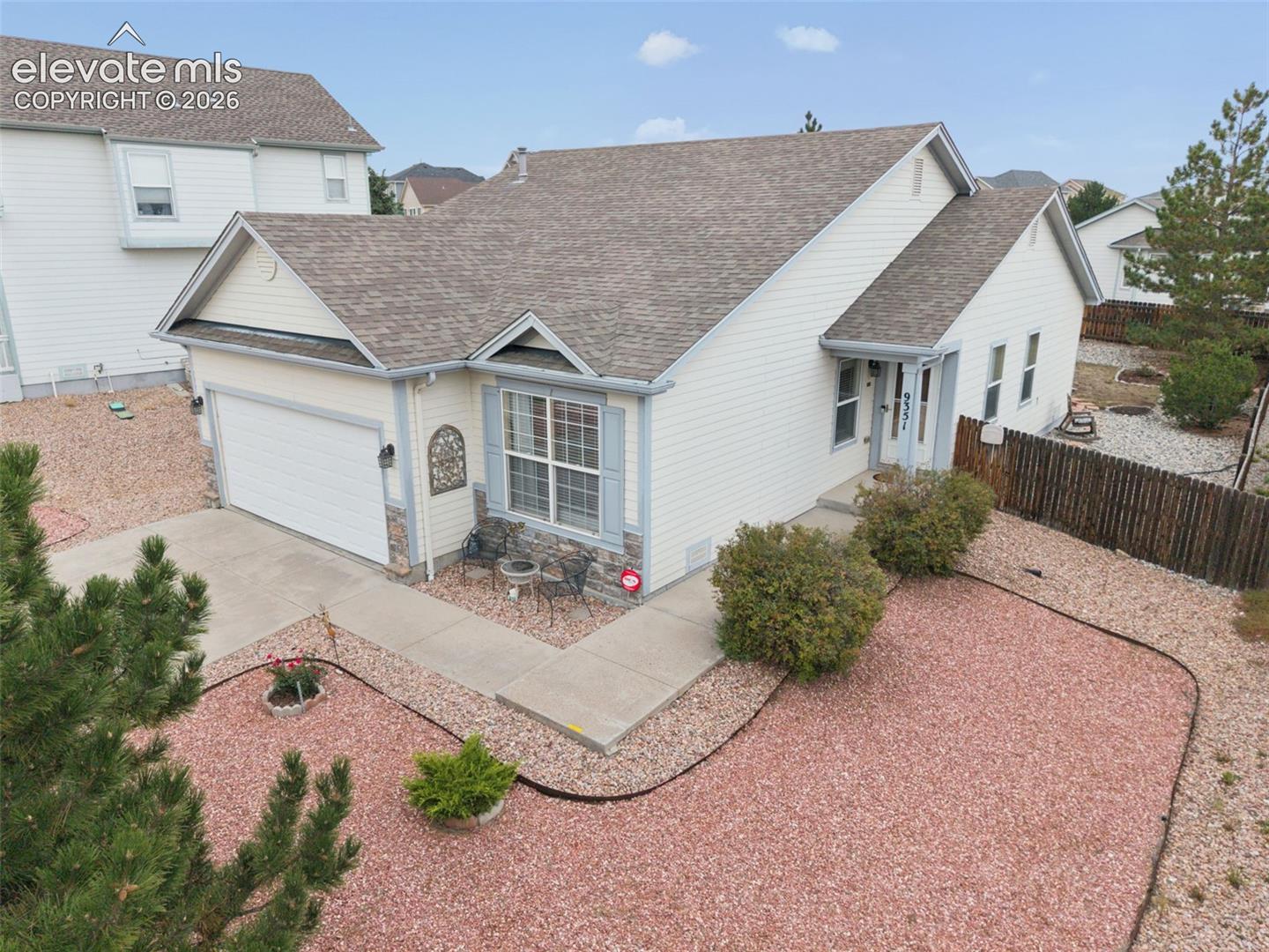 Listing photo 32 for 9351 Bethpage Road
