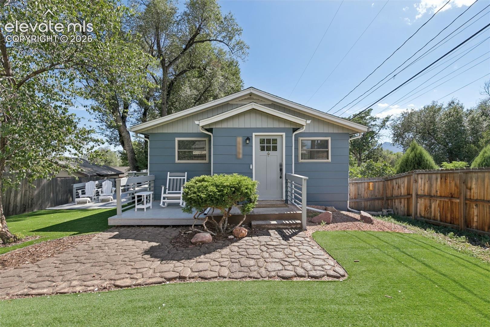2221 Uintah Street