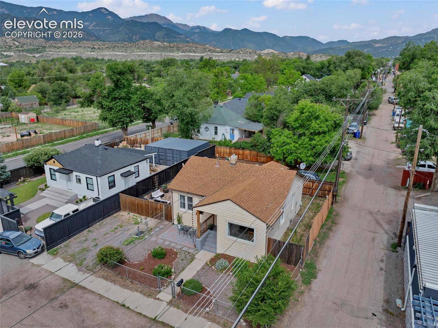 Listing photo 14 for 112 S 22nd Street