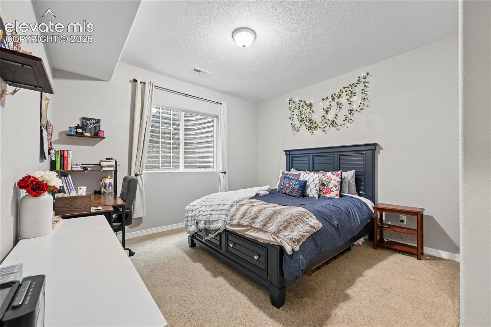 Listing photo 41 for 10637 Echo Canyon Drive