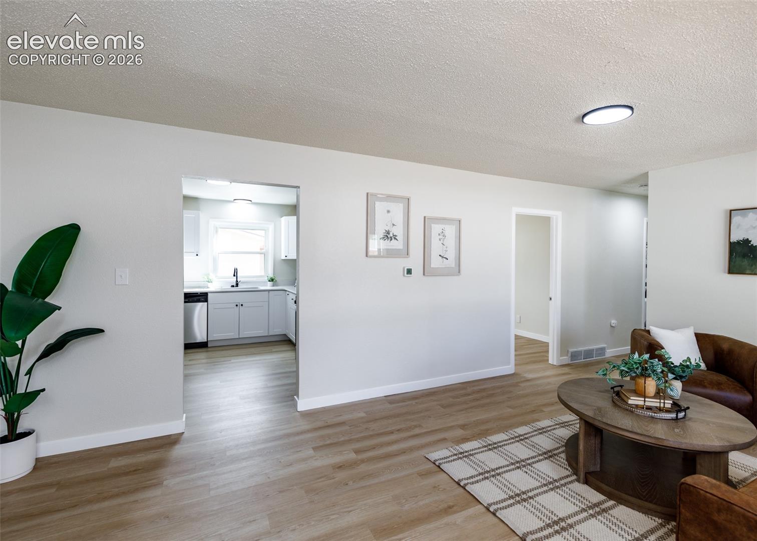 Listing photo 12 for 105 Norman Drive