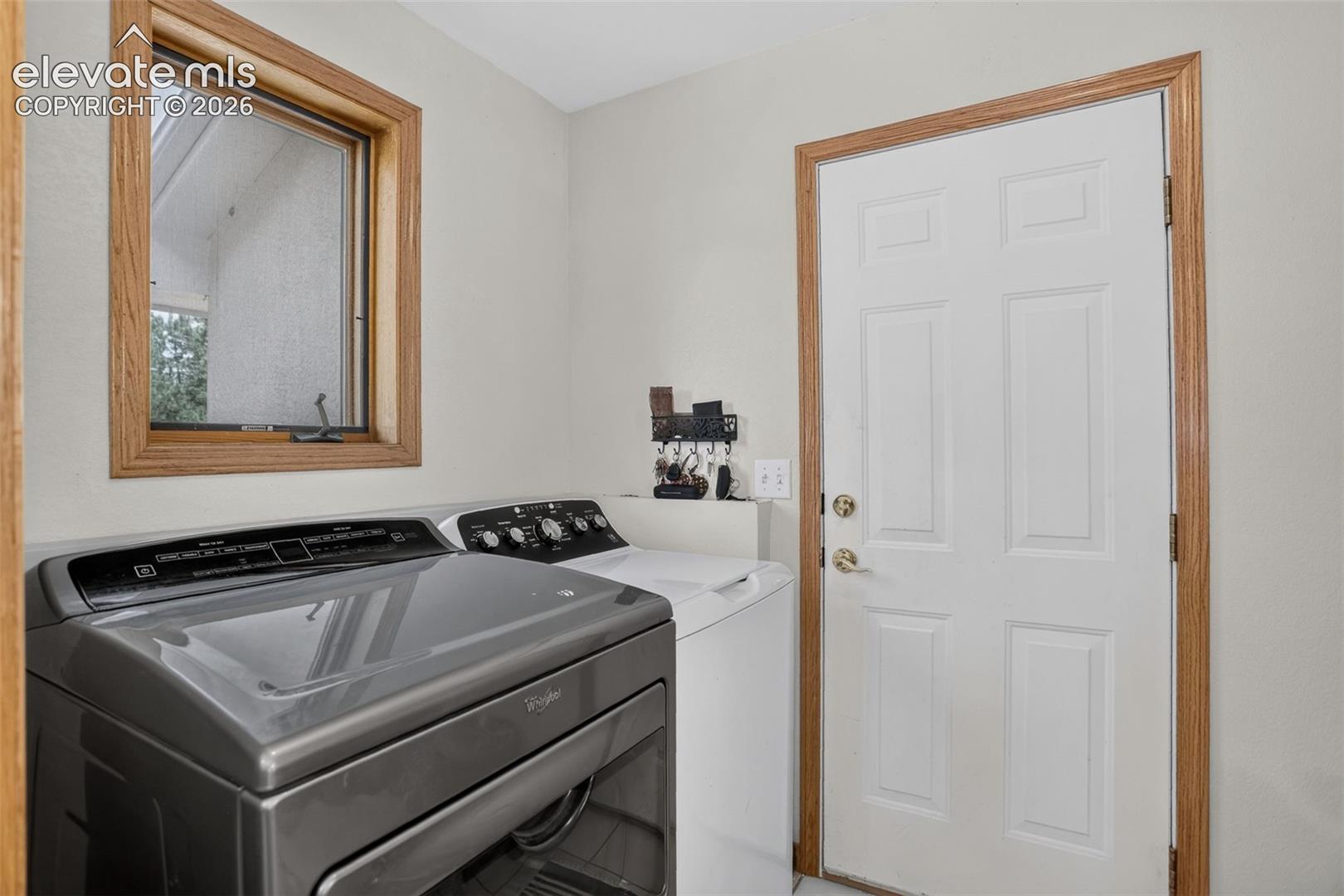 Listing photo 31 for 11570 Milford Road