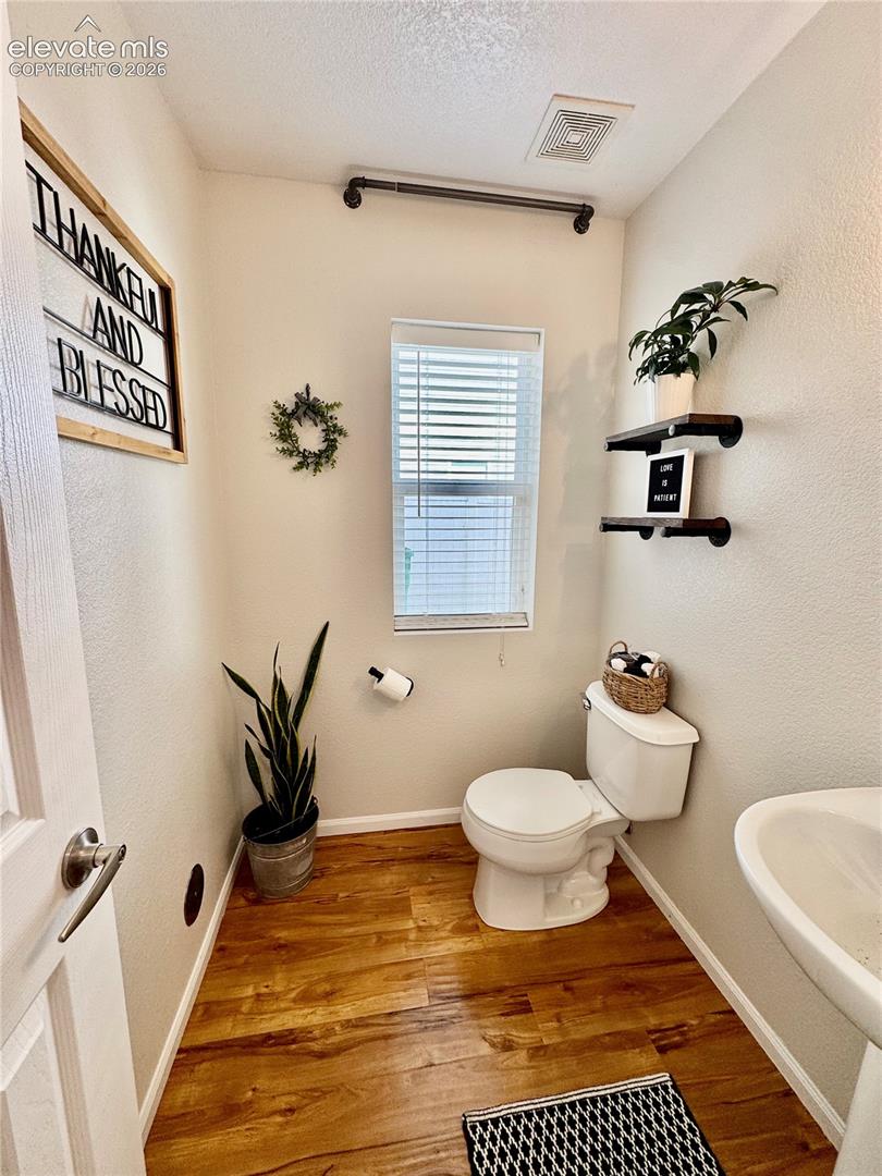 Listing photo 14 for 7965 Campground Drive