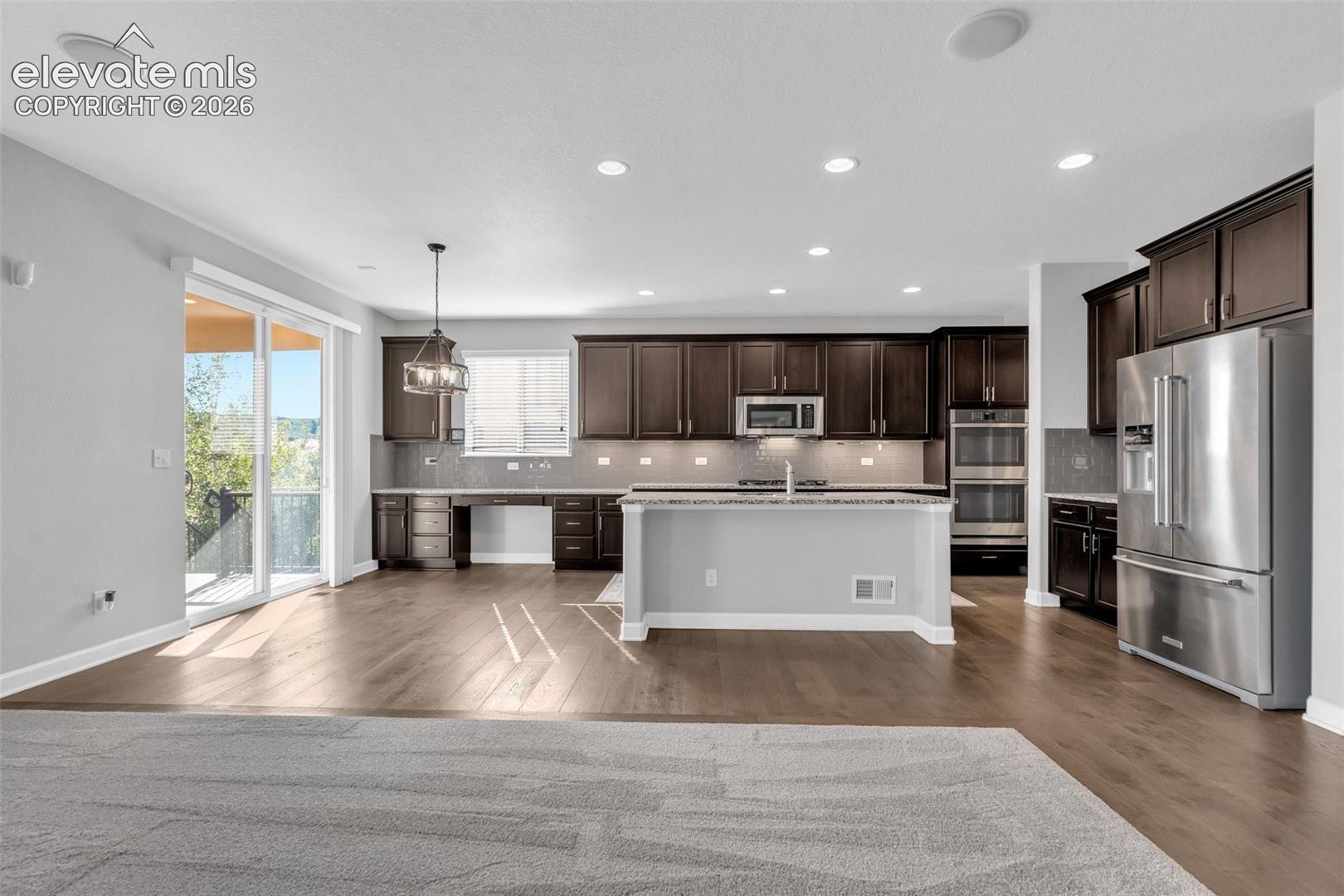 Listing photo 10 for 5728 Clover Ridge Circle