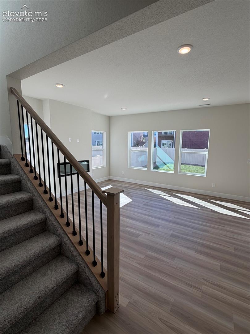 Listing photo 4 for 5148 Somervell Court