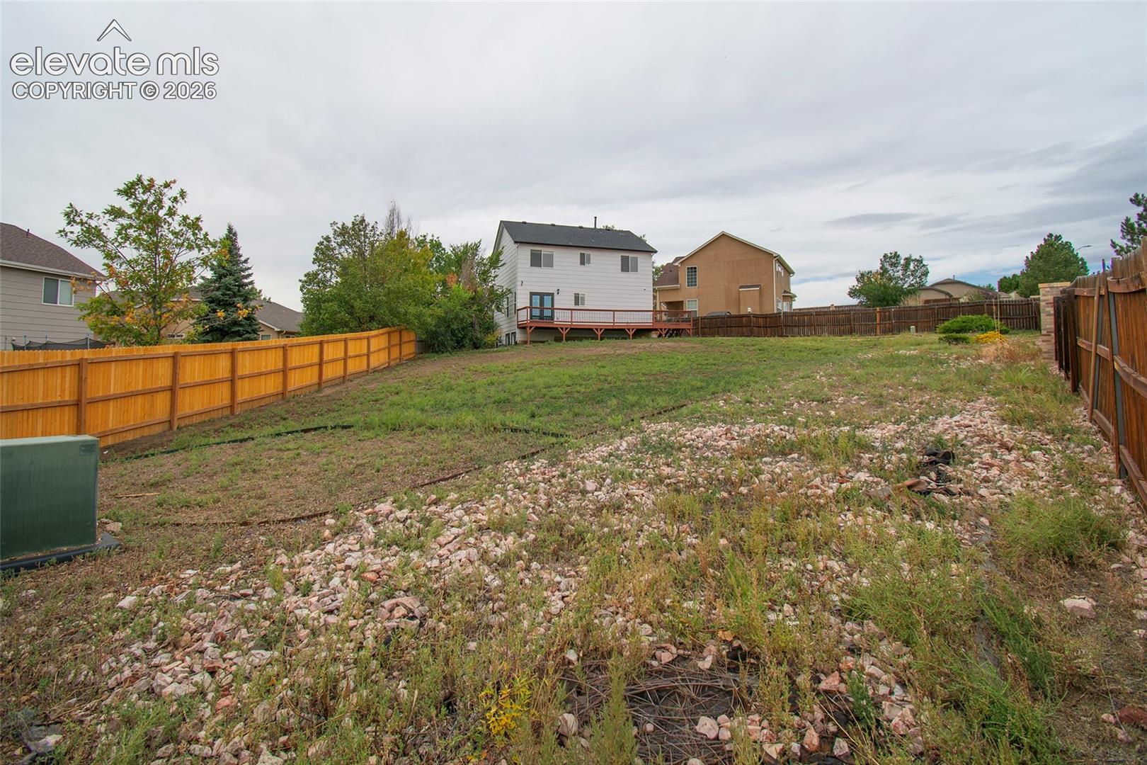 Listing photo 30 for 1042 Cailin Way