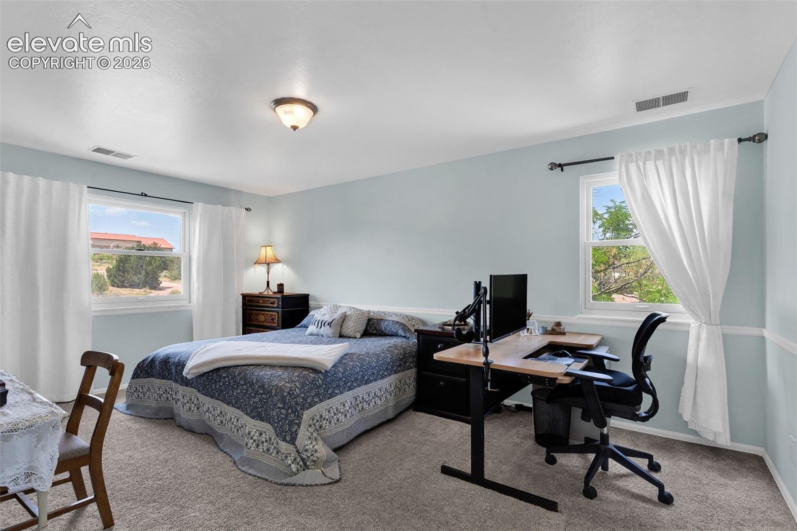 Listing photo 21 for 1004 Ridgeview Place
