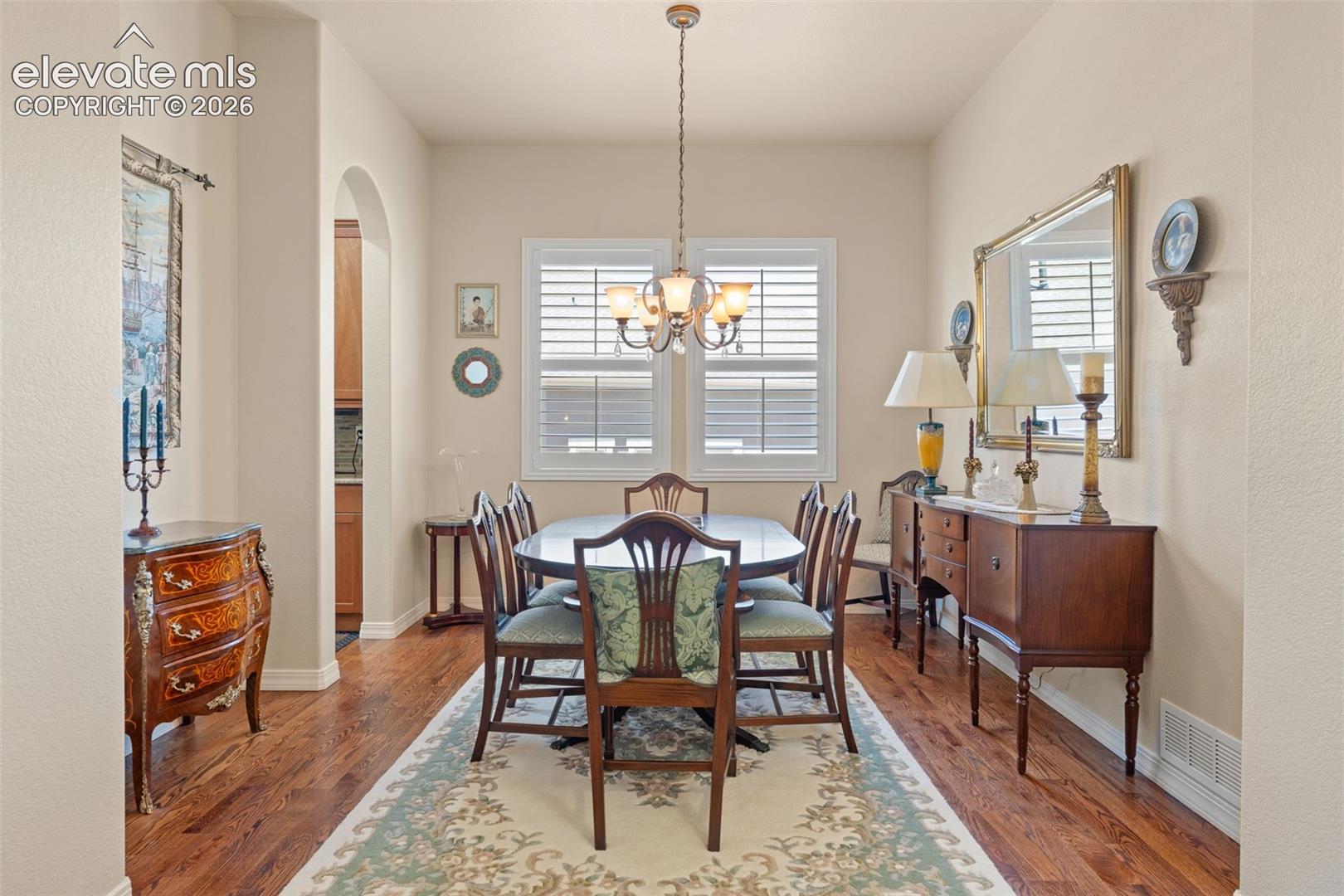 Listing photo 17 for 1168 Old North Gate Road