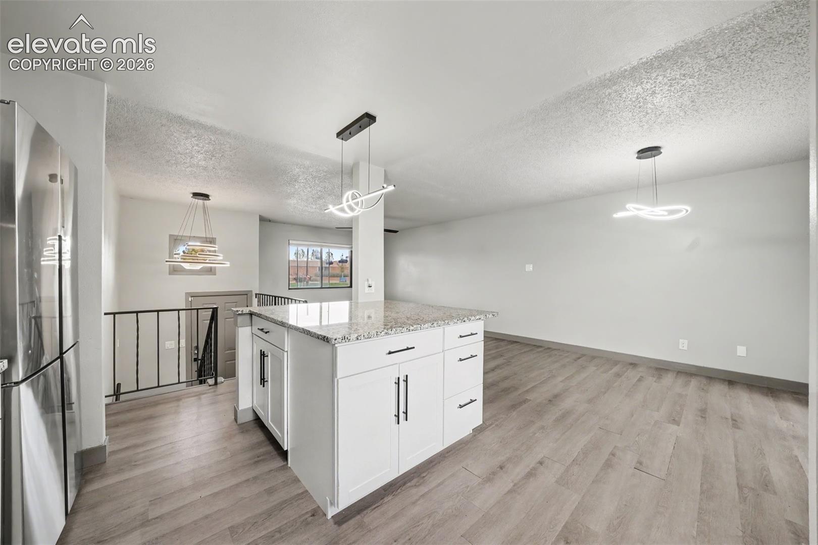 6895 Defoe Avenue, photo 6