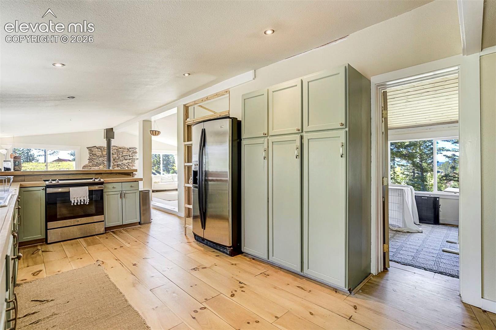 Listing photo 22 for 176 Chalk Circle Trail