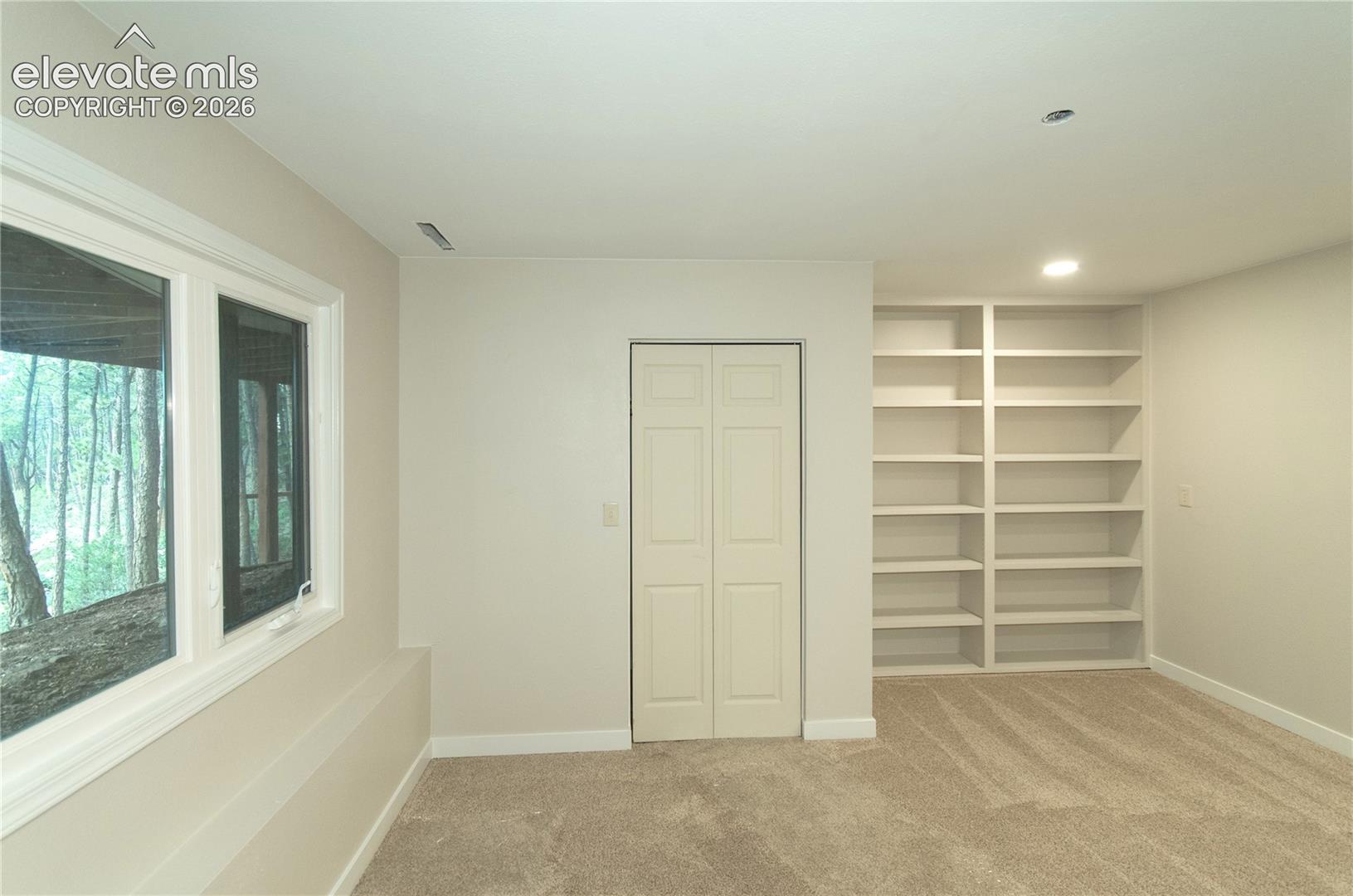 Listing photo 44 for 17360 E Caribou Drive