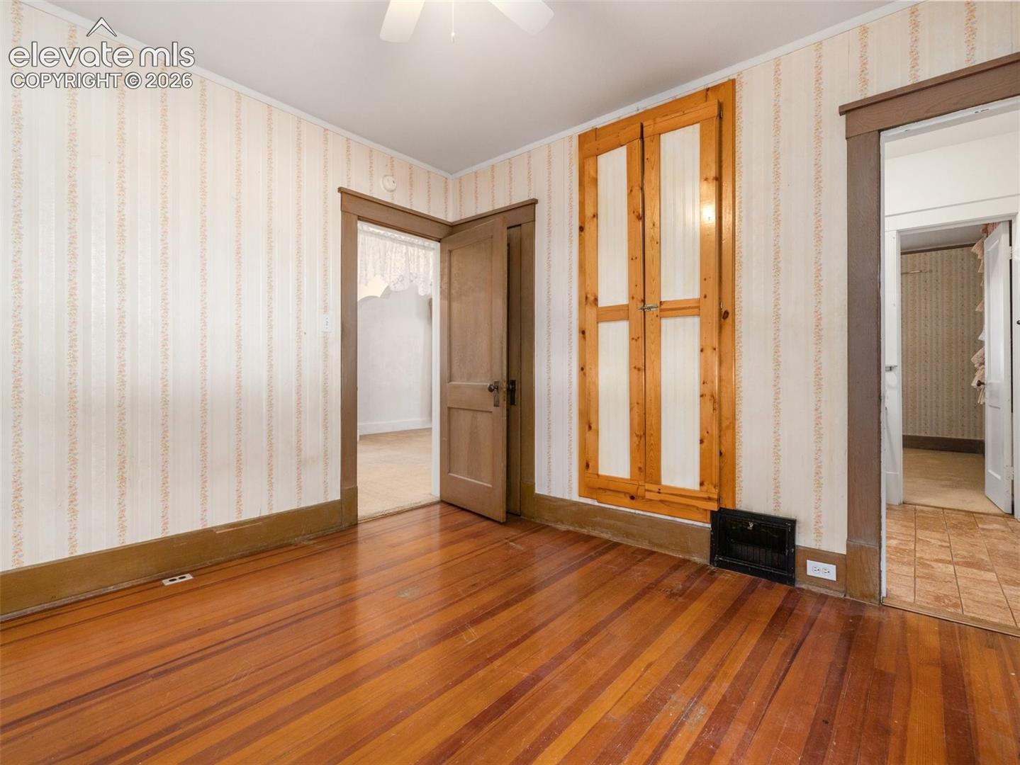 Listing photo 20 for 626 Jackson Street