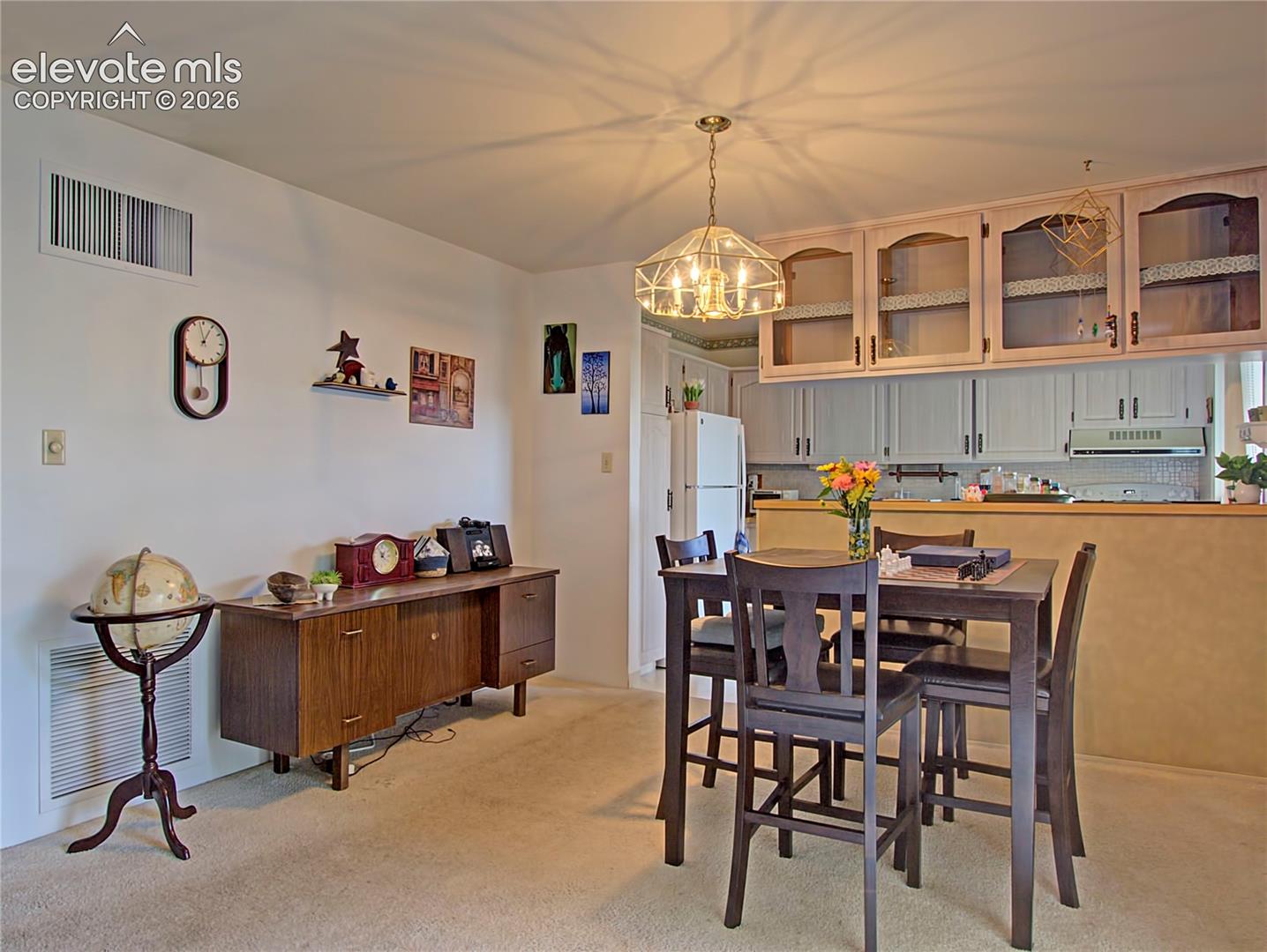 777 Saturn Drive, photo 7