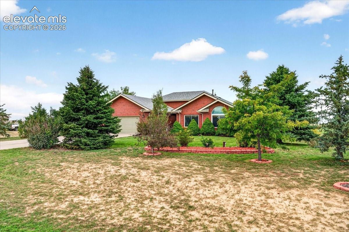 Listing photo 40 for 55739 E Apache Place