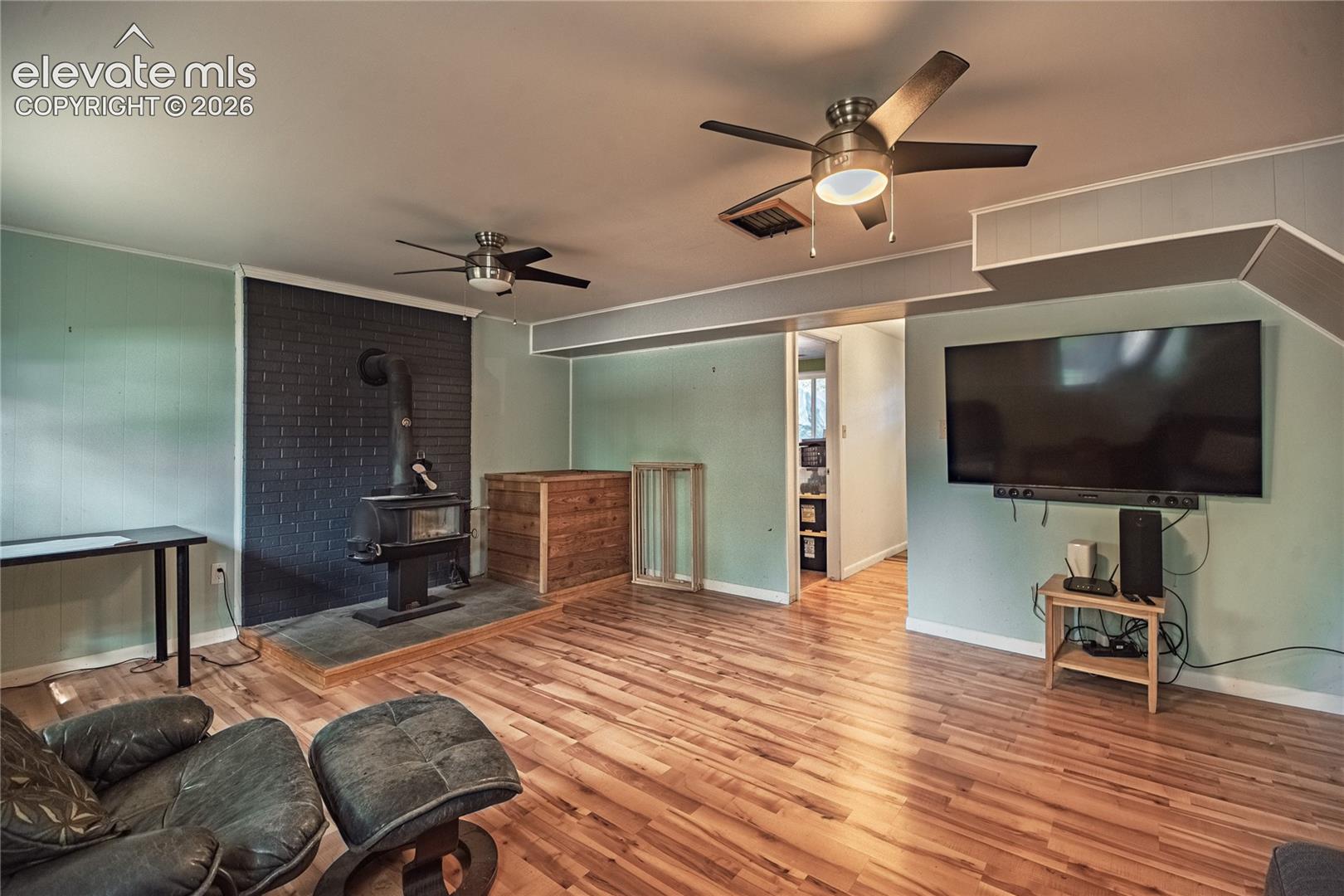 Listing photo 15 for 2512 E La Salle Street