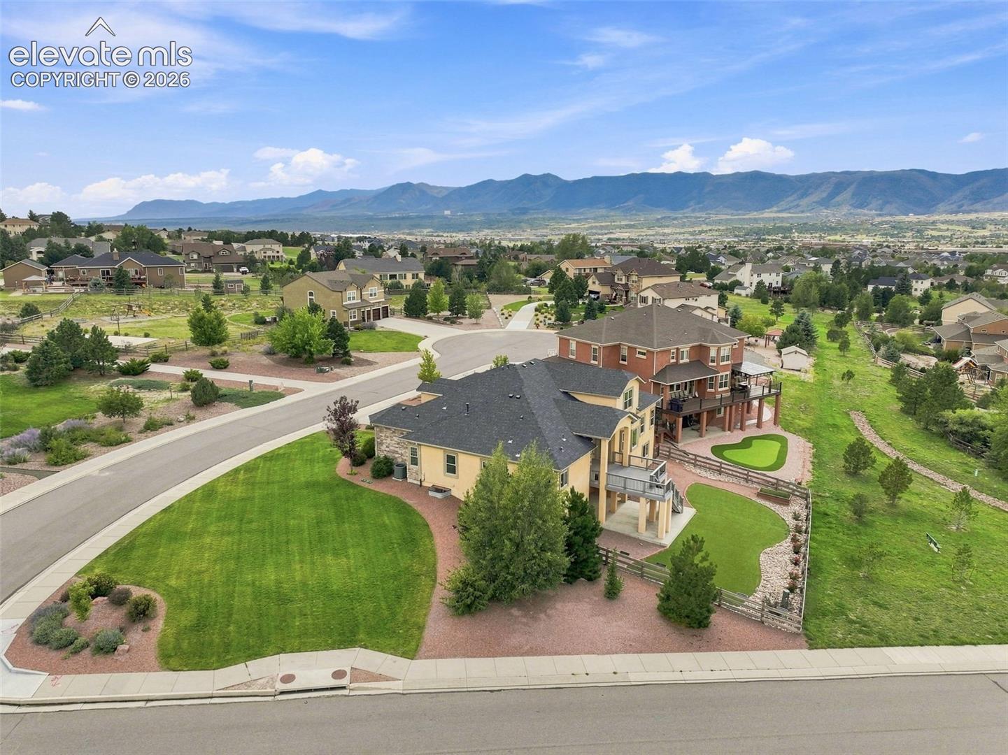 Listing photo 3 for 17796 Mining Way