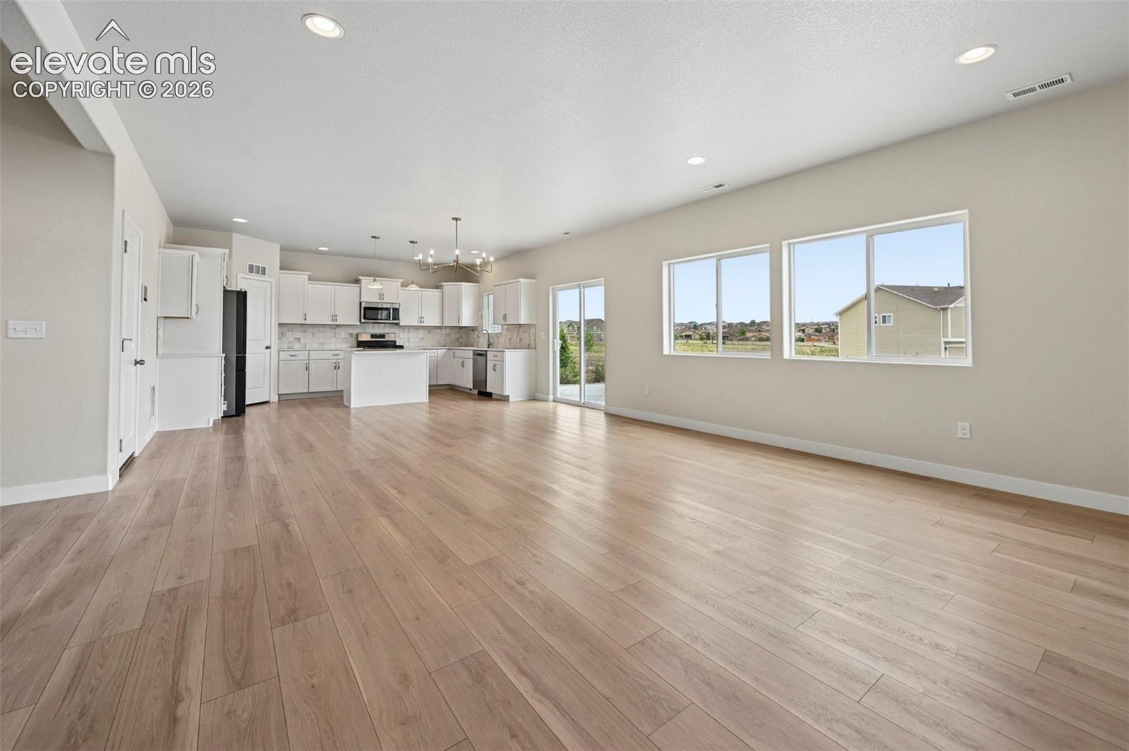 6007 Wendy Stream Way, photo 7