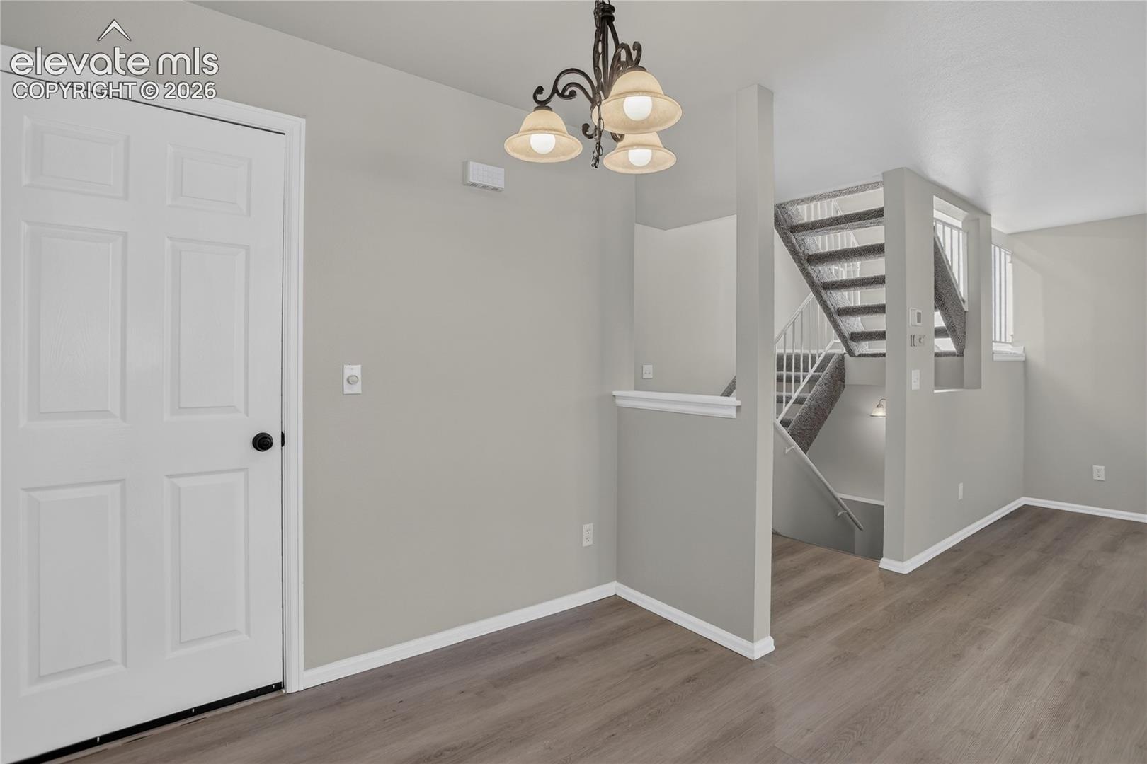 Listing photo 19 for 2932 Camino Cielo Court