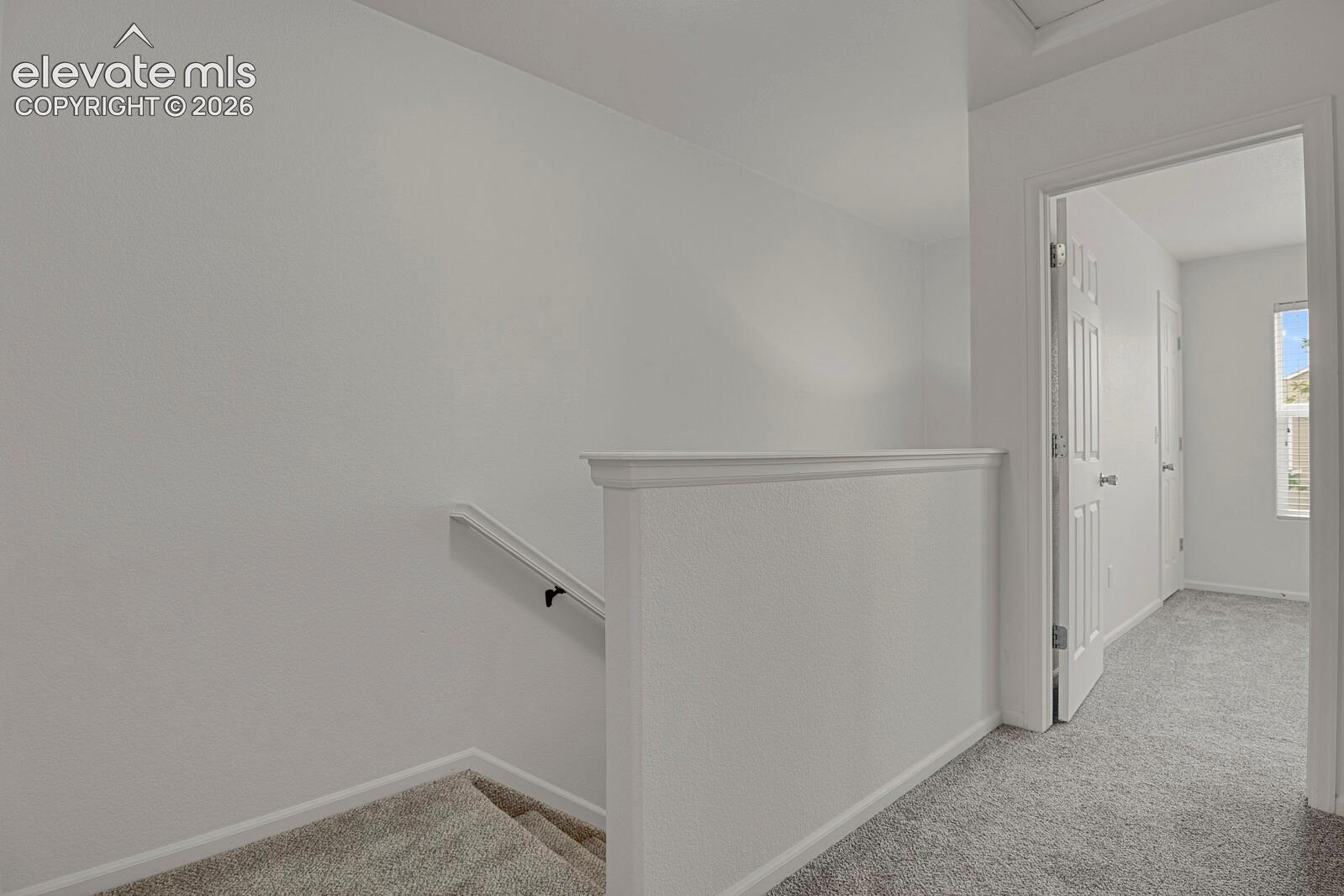 Listing photo 23 for 7770 Sandy Springs Point