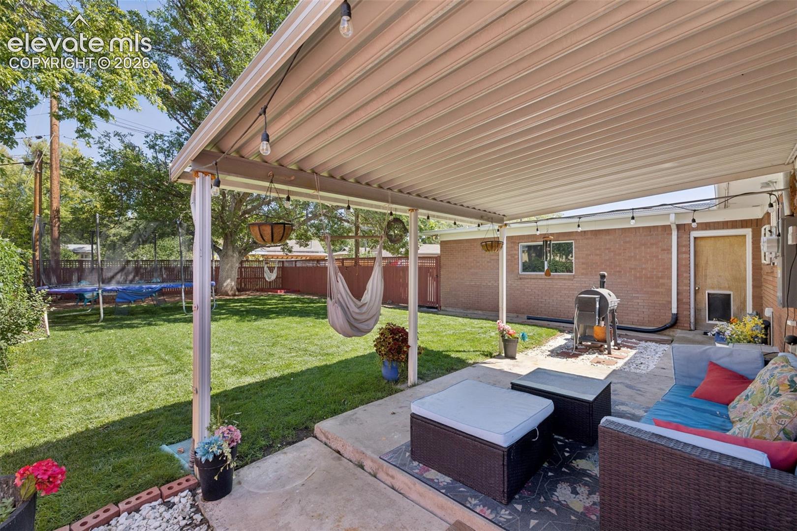 Listing photo 39 for 2761 N Prospect Street