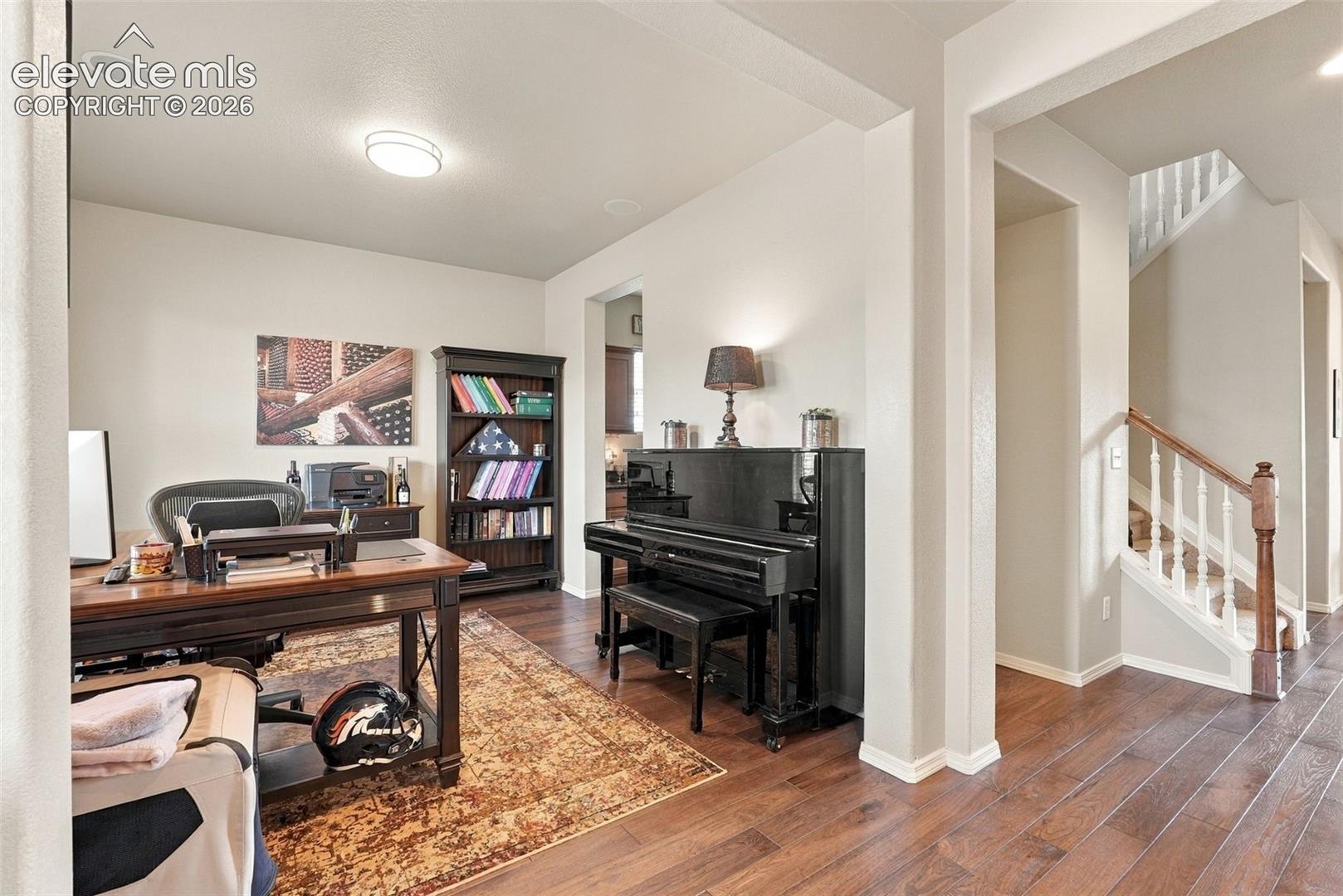Listing photo 7 for 967 Spectrum Loop