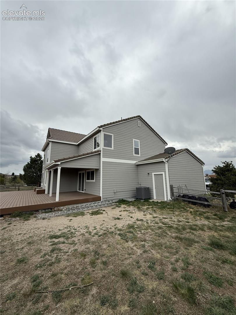 Listing photo 3 for 1635 Bowstring Road