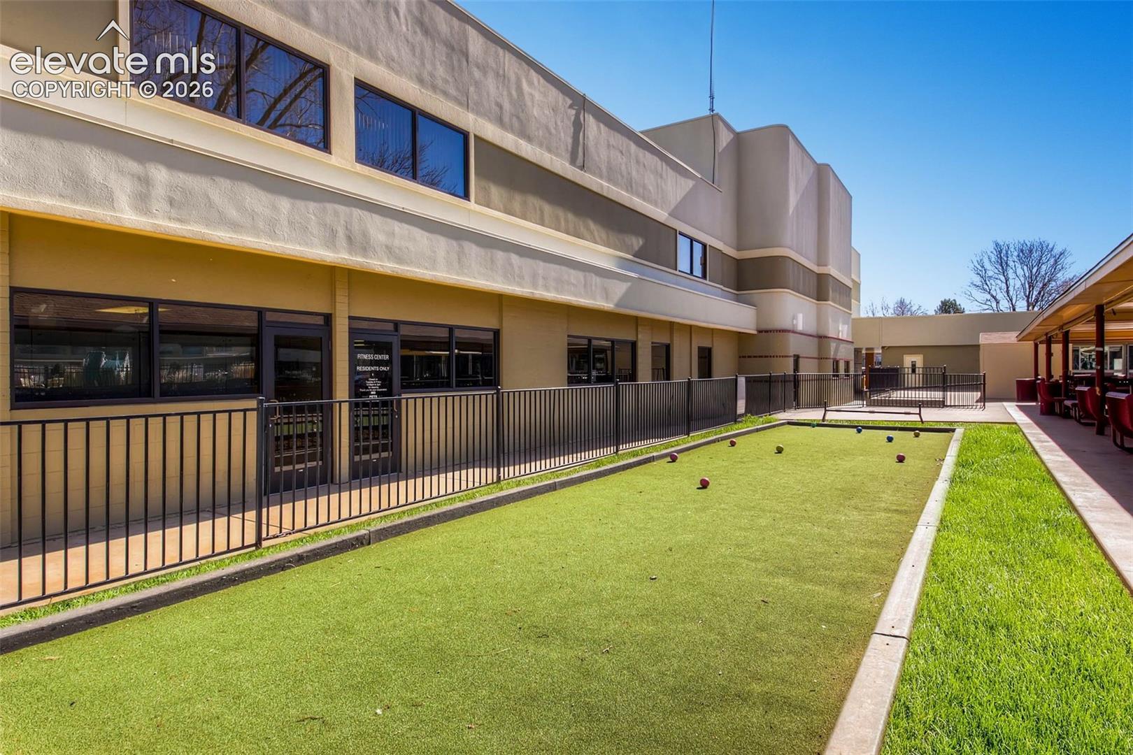 Listing photo 24 for 680 S Alton Way 1B