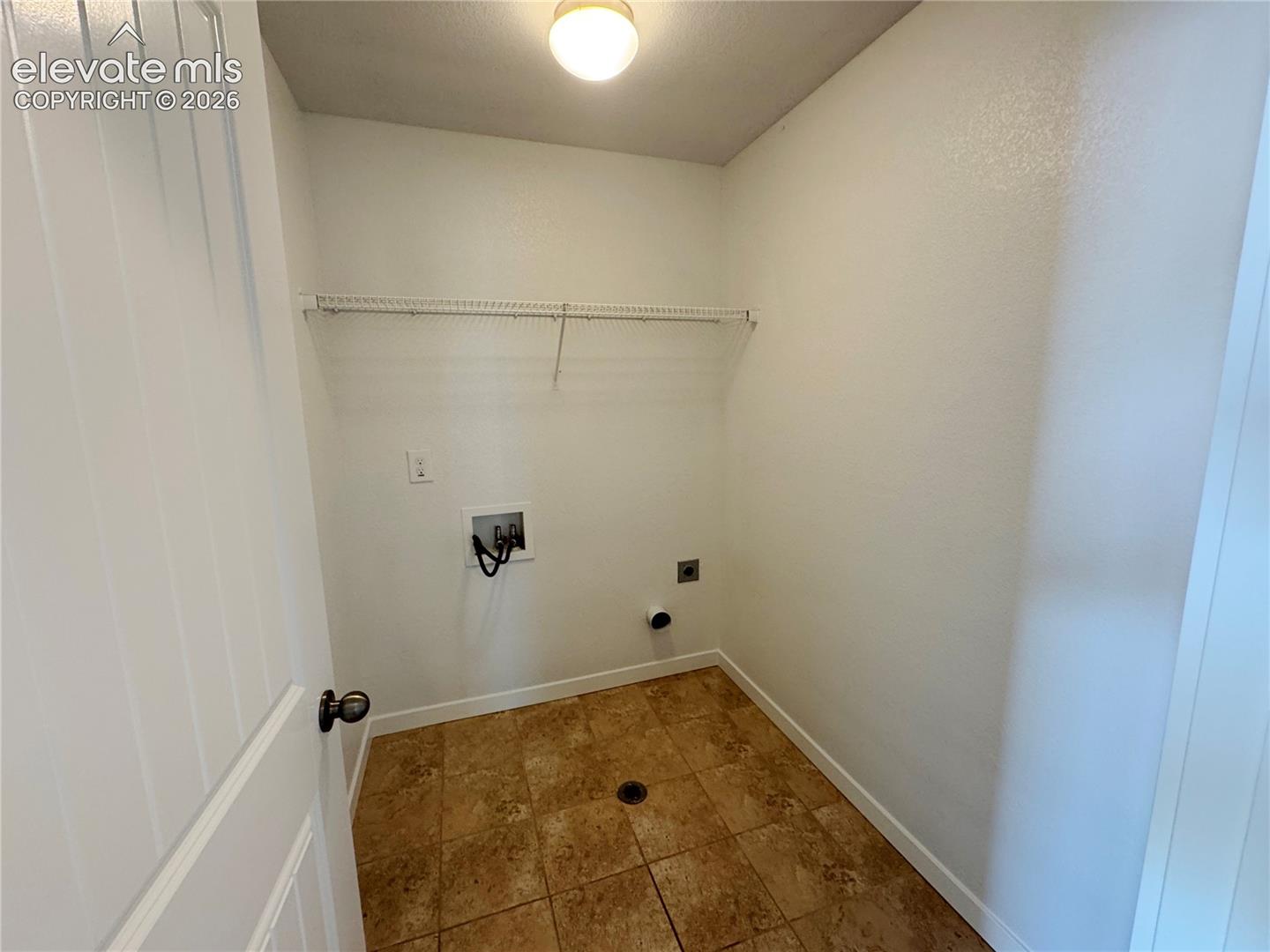 Listing photo 27 for 7961 Sandsmere Drive