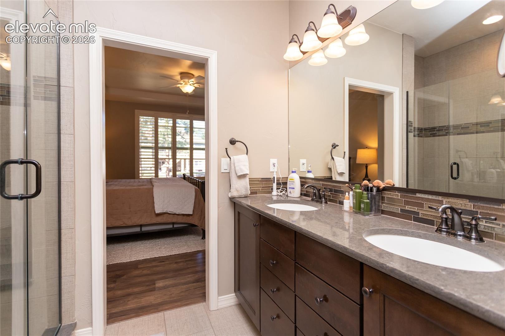 Listing photo 17 for 16352 Woodward Terrace