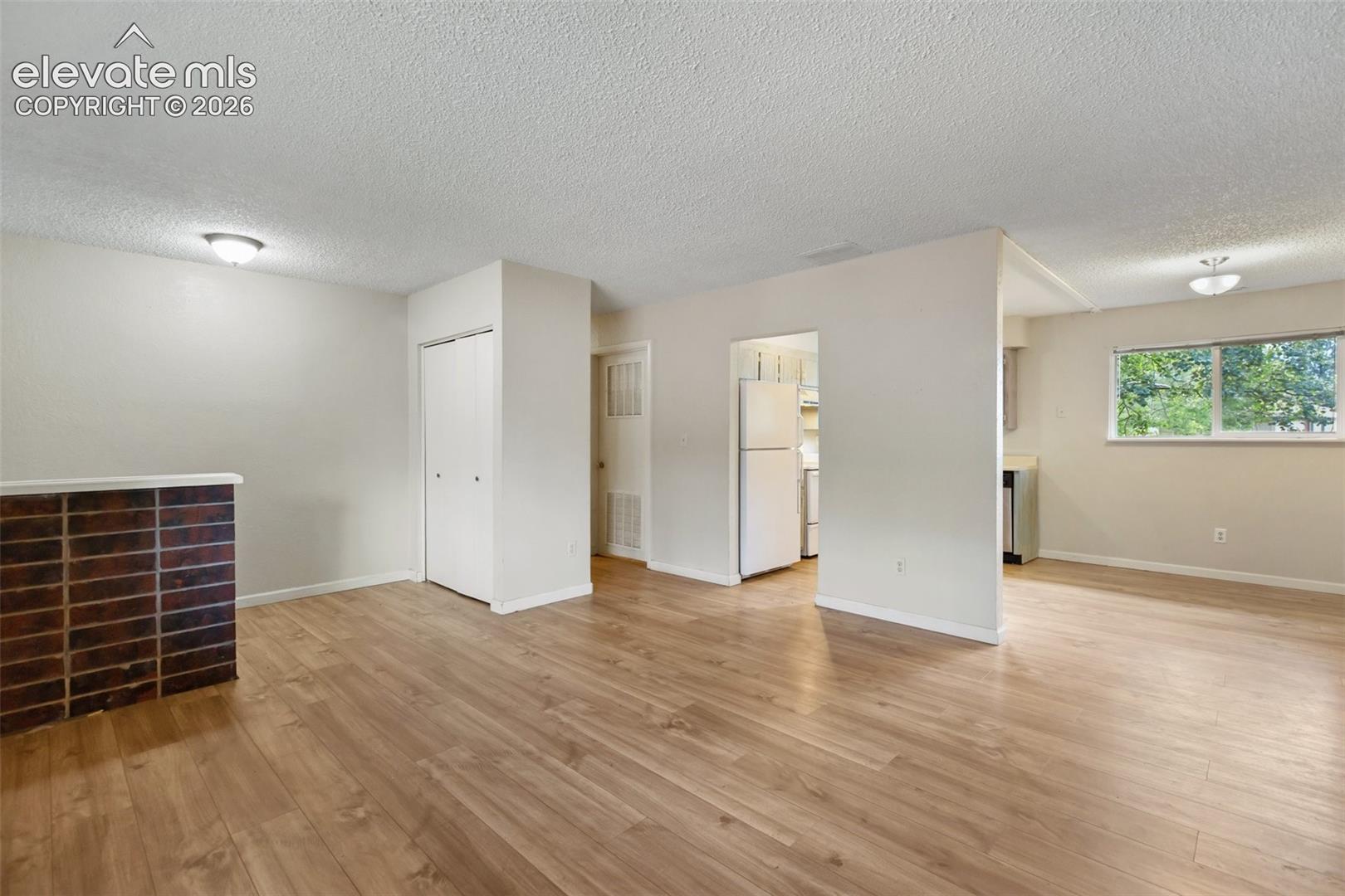 1035 Park View Road, photo 6