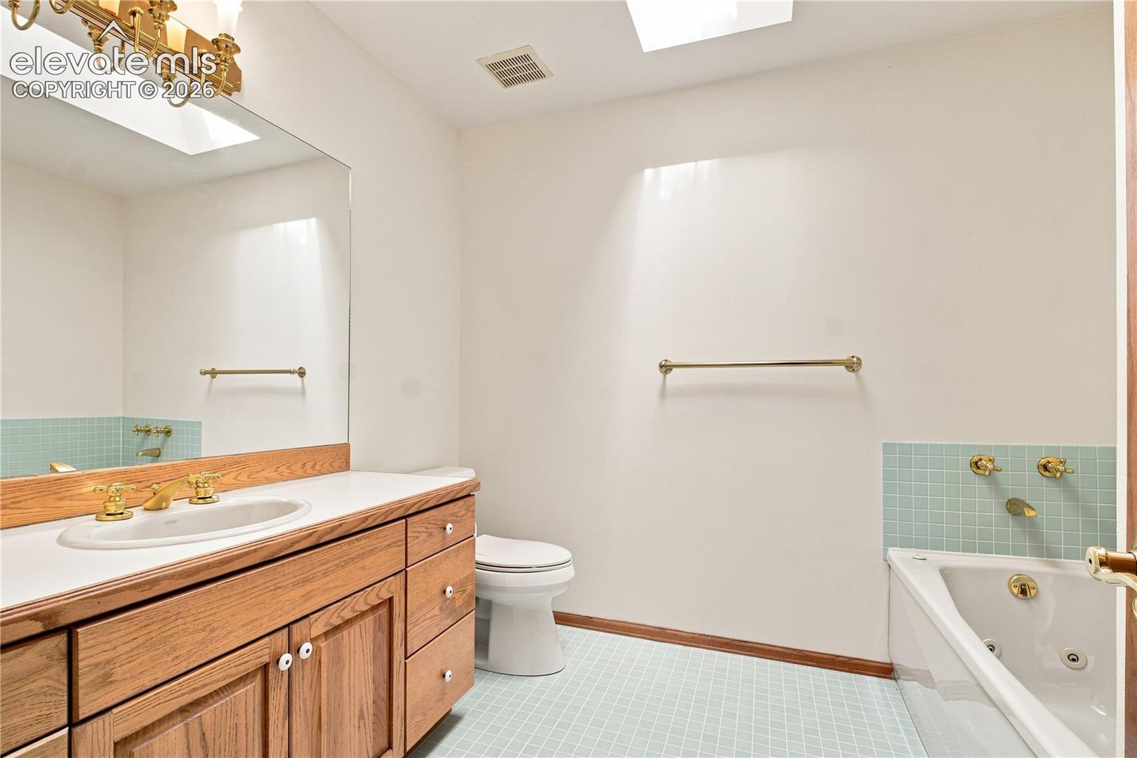 Listing photo 27 for 435 W Woodmen Road