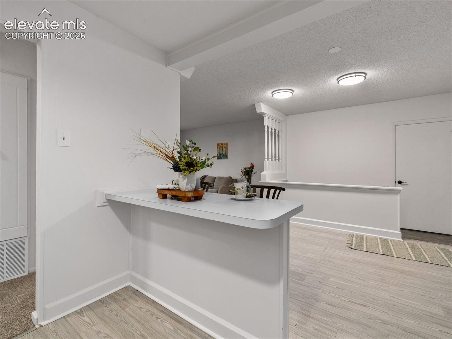 Listing photo 9 for 3950 Fairfield Lane