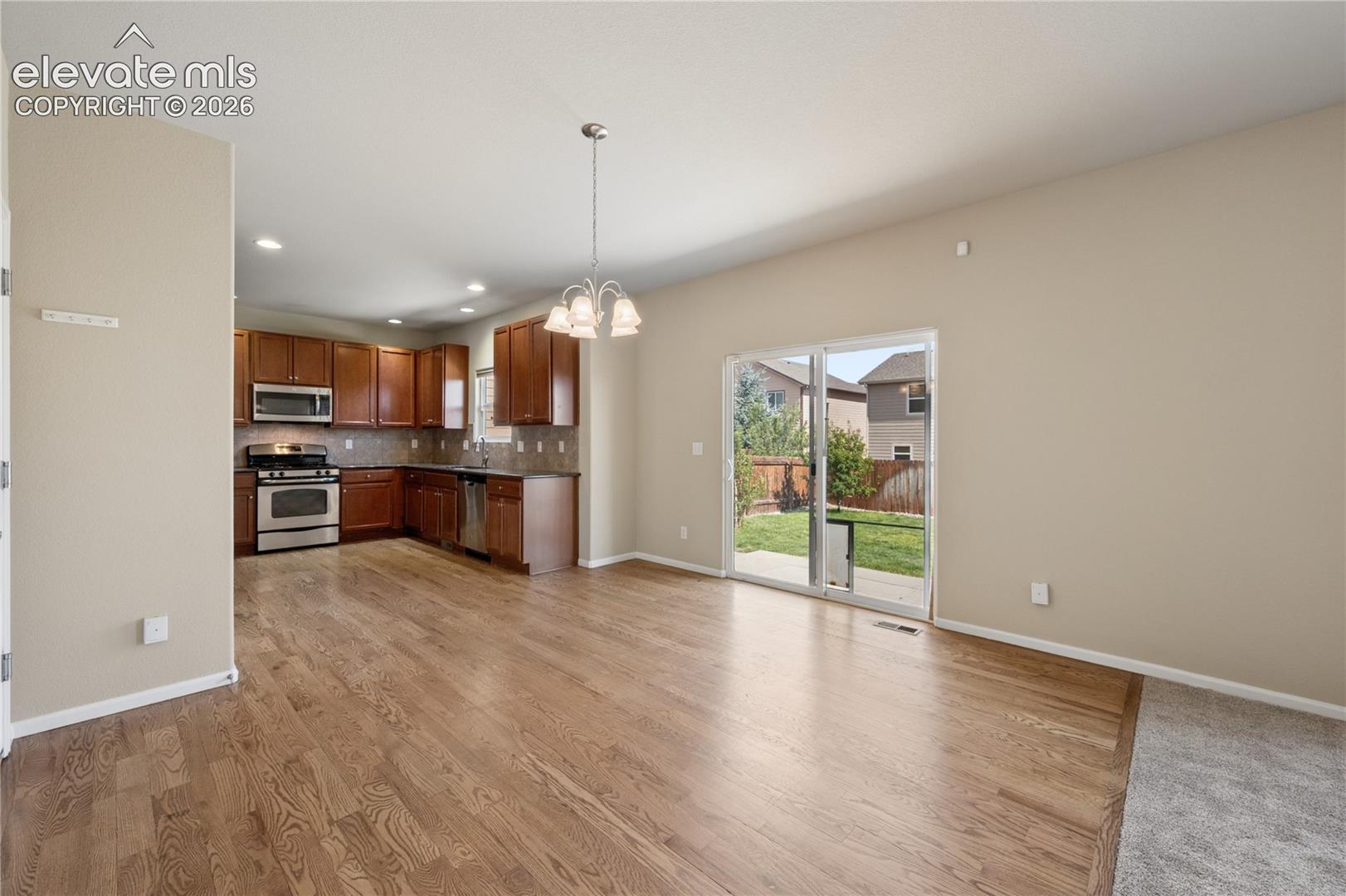 Listing photo 17 for 7183 RED CARDINAL Loop