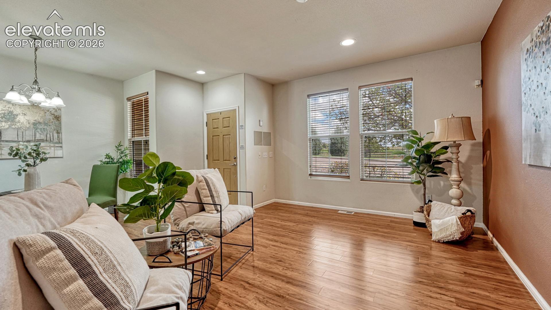 Listing photo 2 for 7620 Sandy Springs Point